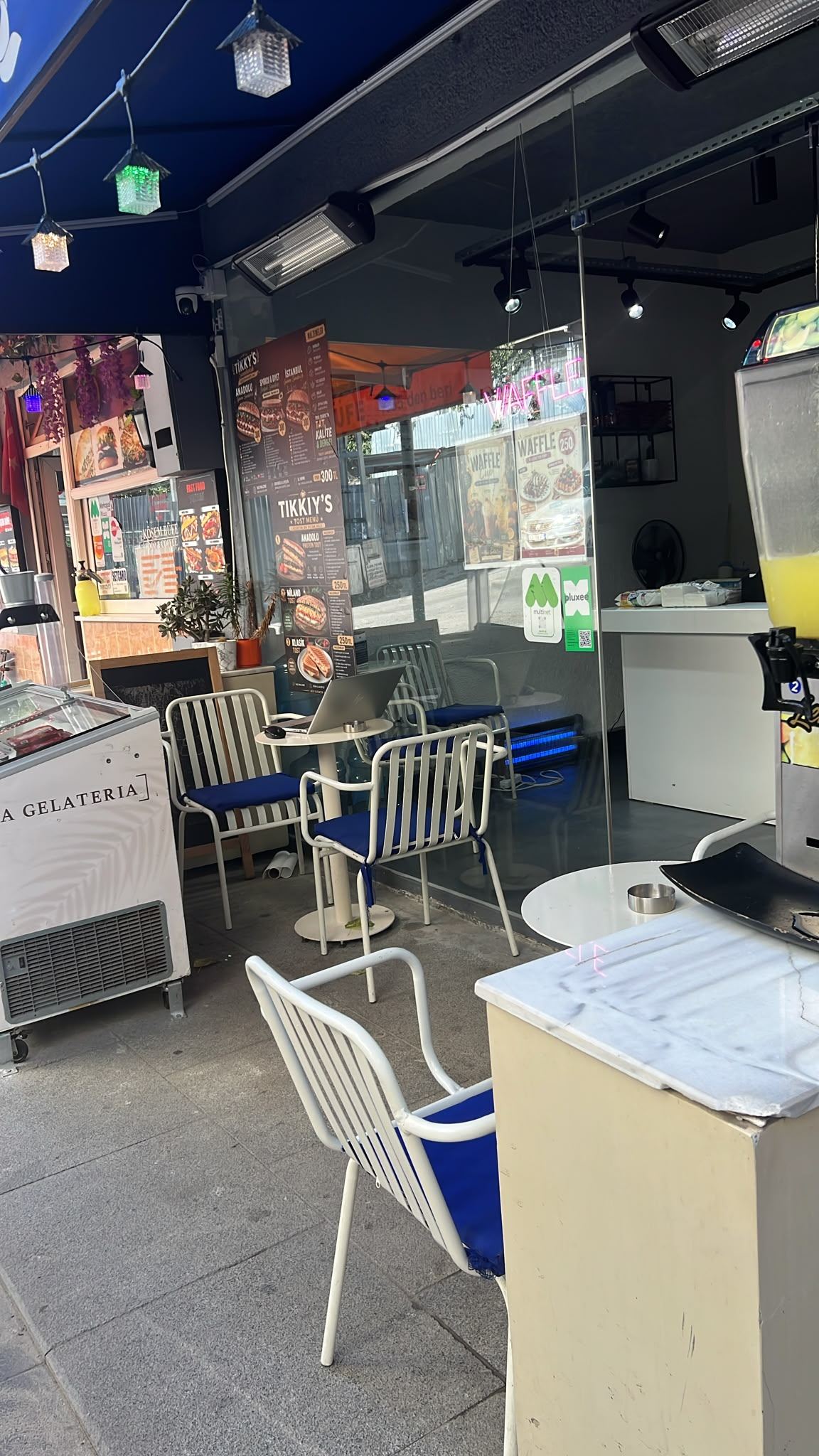 Küçükyalı gel al kahve